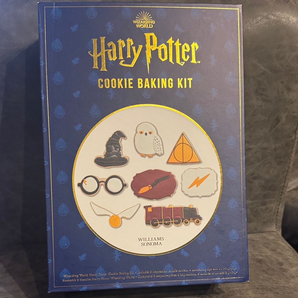 Williams Sonoma Harry Potter Cookie Baking Kit - Blue